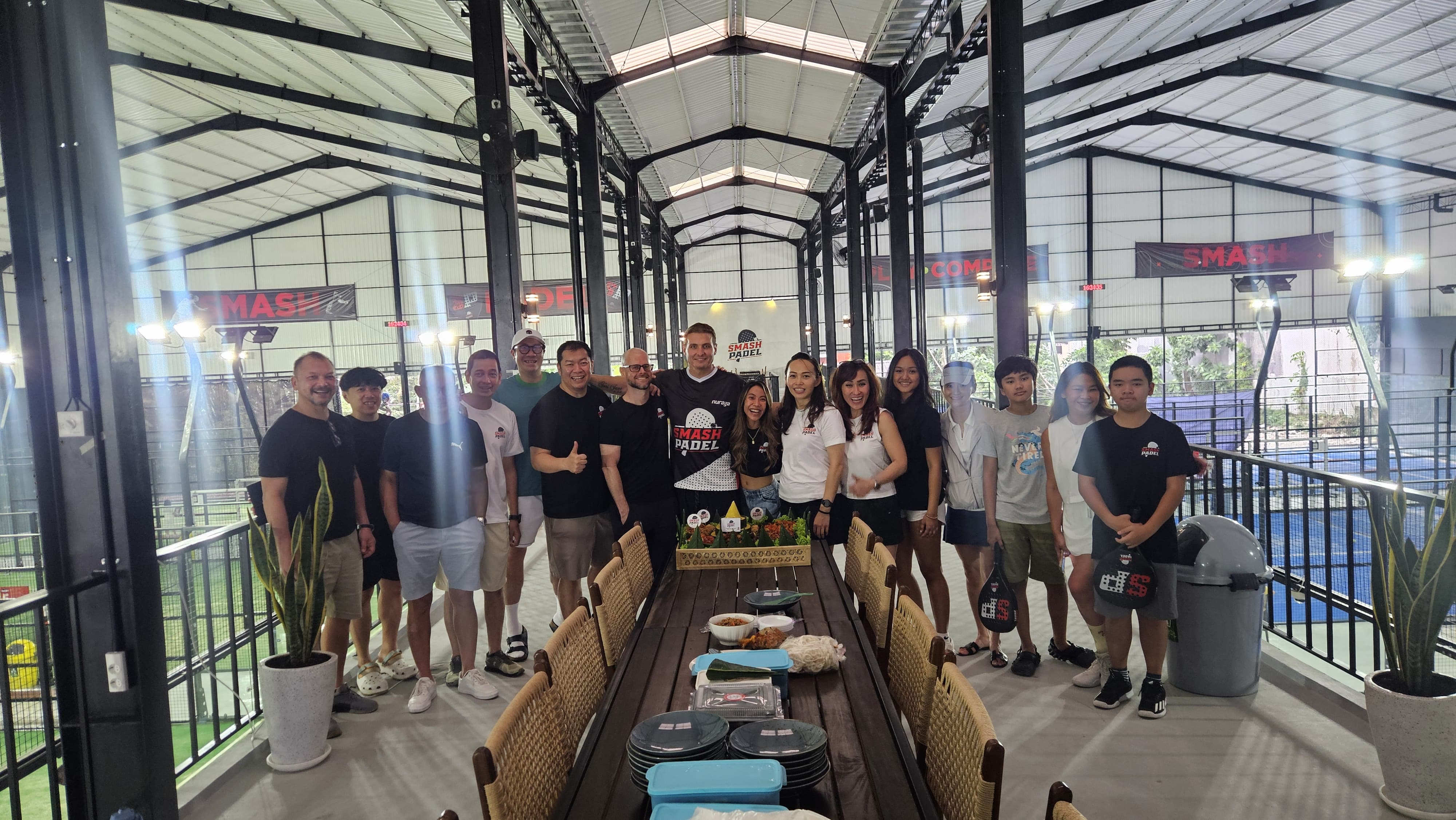 Smash Padel team photo